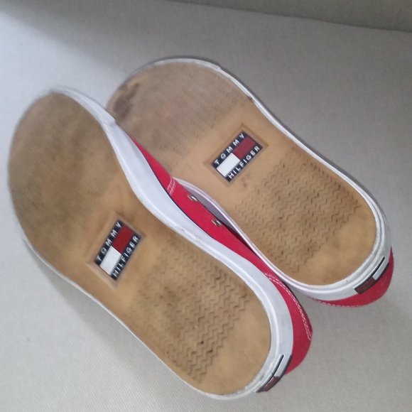 Tommy Hilfiger red and white sneakers Unisex item. EUC - Picture 7 of 7